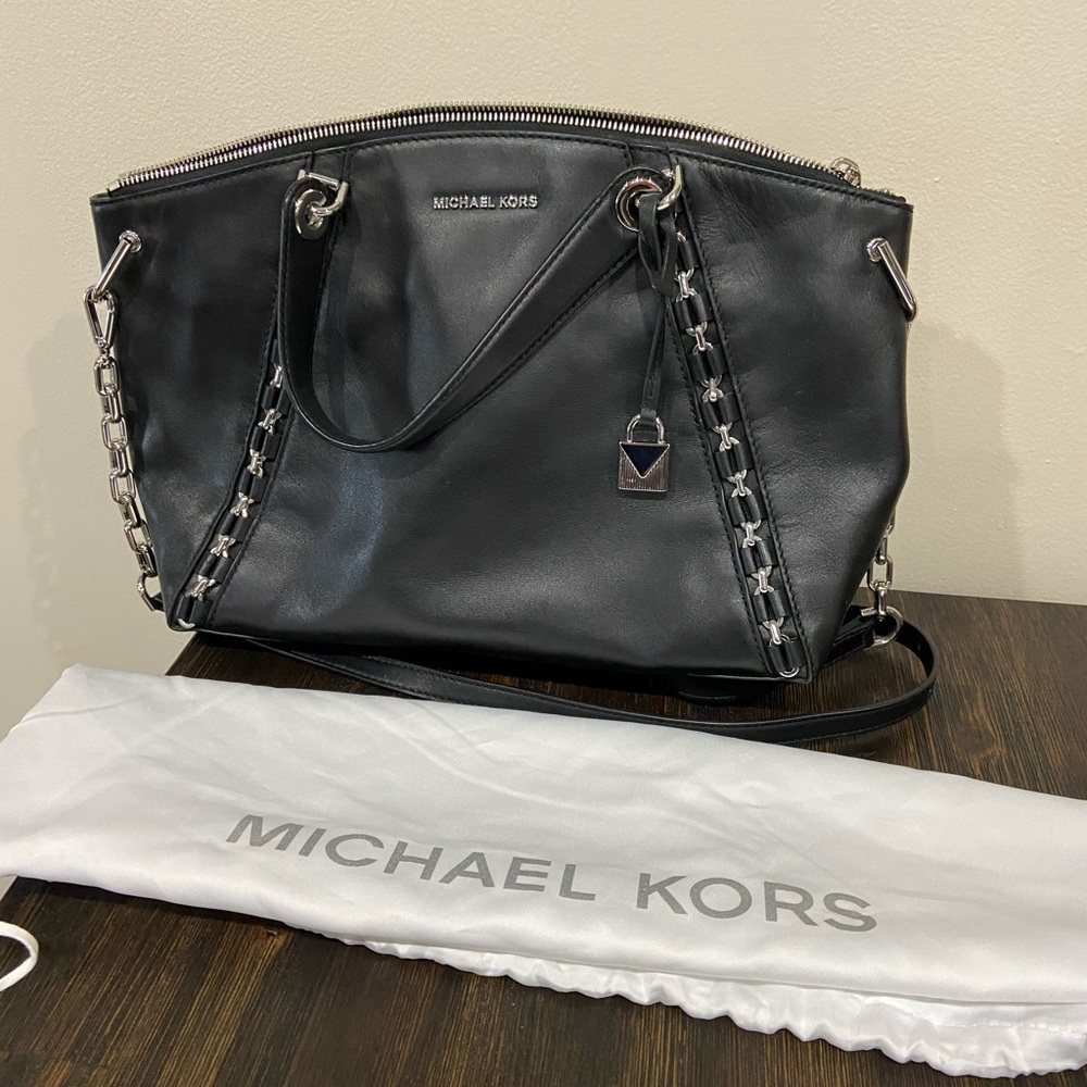 Michael Kors 2 Way